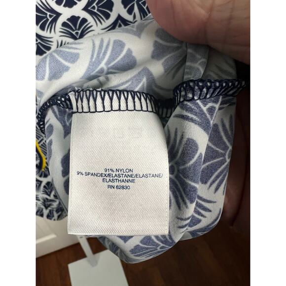 Lands End Long Sleeve Crew Neck Rash Guard Swim Outdoor Active Shirt 2X White - Picture 3 of 6